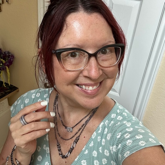 Meet The Posher - Picture 3 of 4